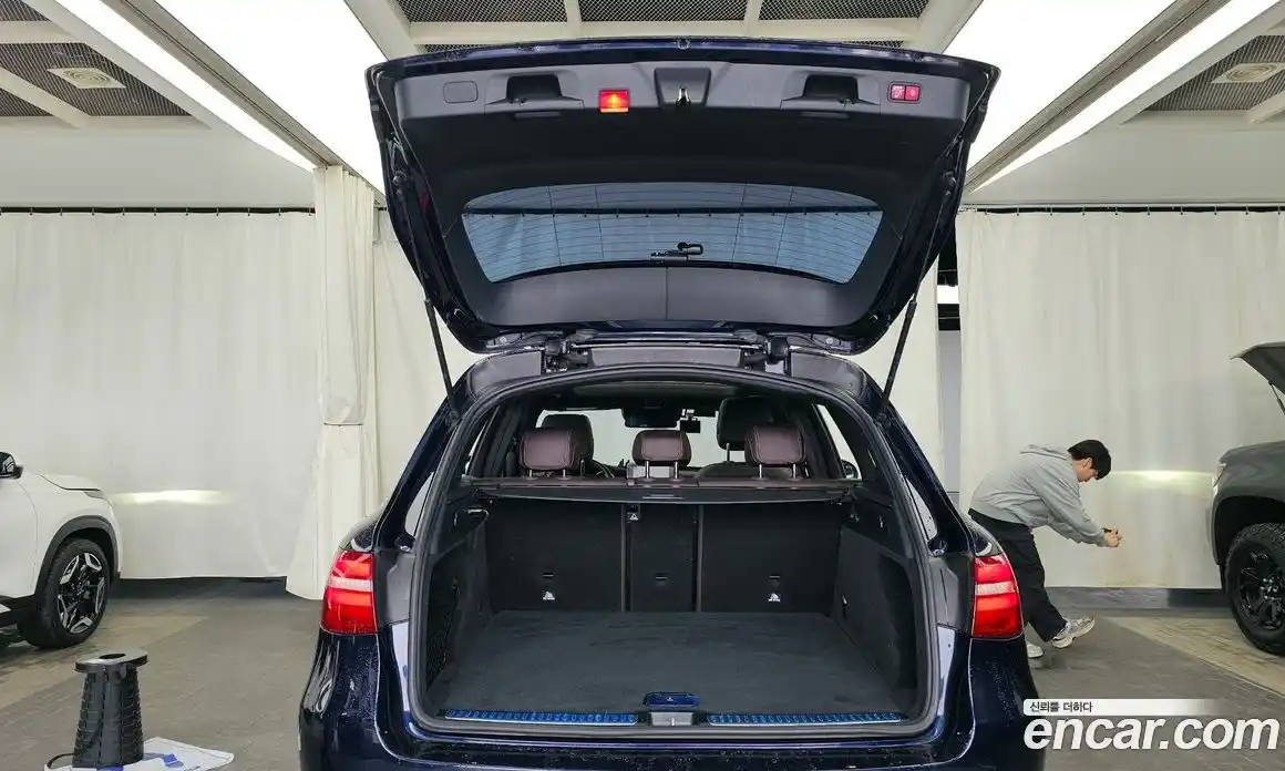 Mercedes-Benz GLC-Class 2017 2.1 гидро, фото 26 Mercedes-Benz GLC-Class 2017 2.1 гидро, фото 26