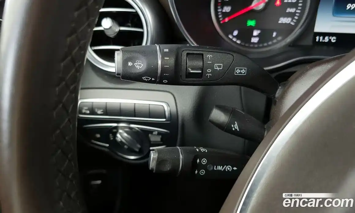Mercedes-Benz GLC-Class 2017 2.1 гидро, фото 29 Mercedes-Benz GLC-Class 2017 2.1 гидро, фото 29