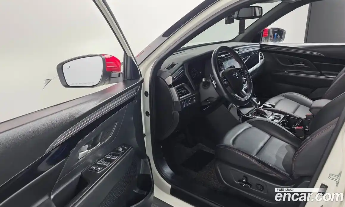 SsangYong Korando 2021 1.5 автомат (гидро), фото 17