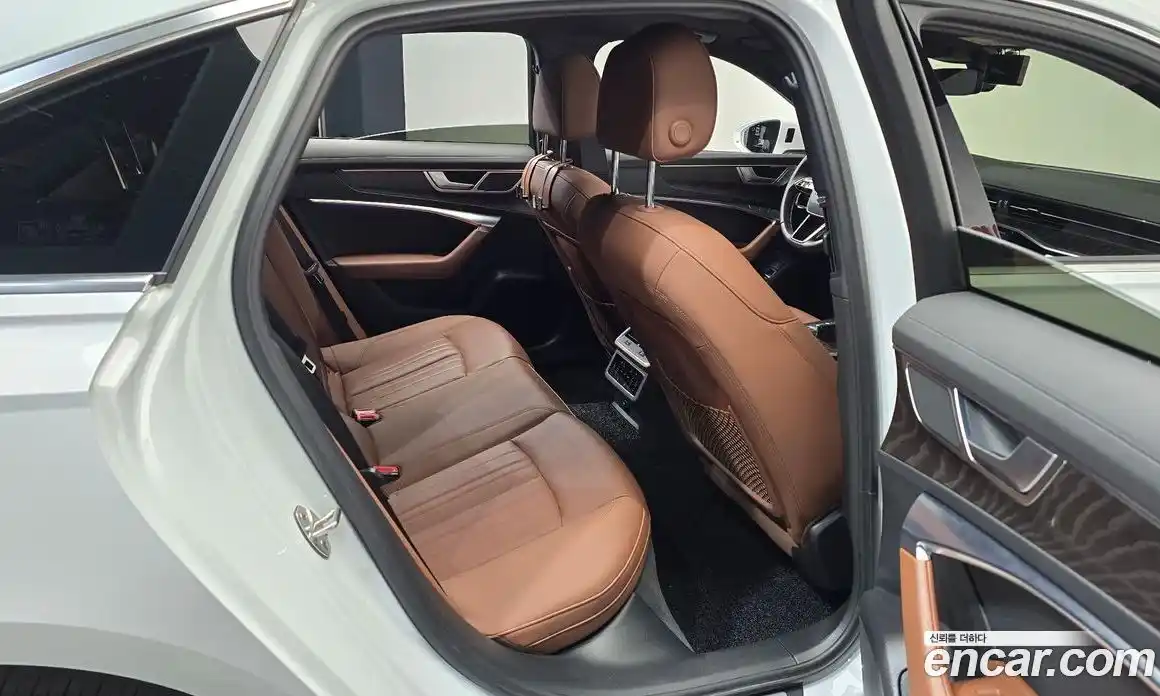 Audi A6 2021 2.0 гидро, фото 16