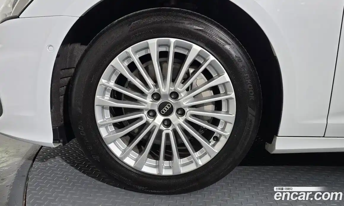 Audi A6 2021 2.0 гидро, фото 4
