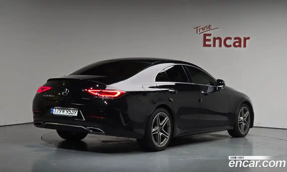 Mercedes-Benz CLS-Class 2022 2.0 гидро, фото 1