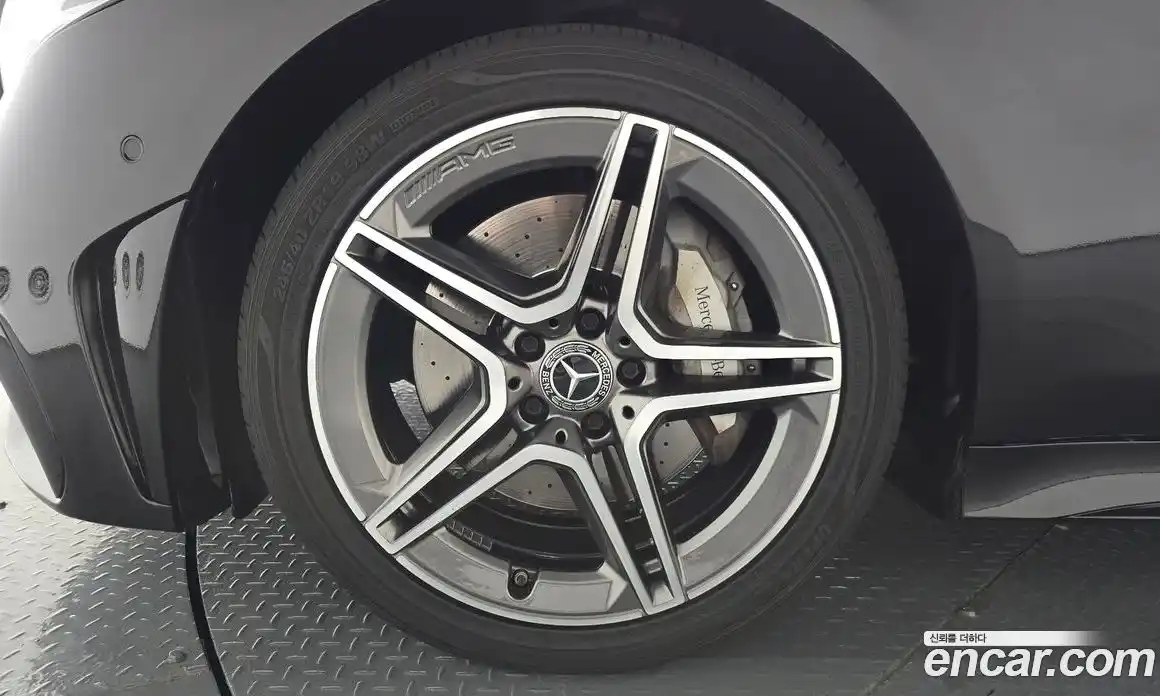 Mercedes-Benz CLS-Class 2022 2.0 гидро, фото 4