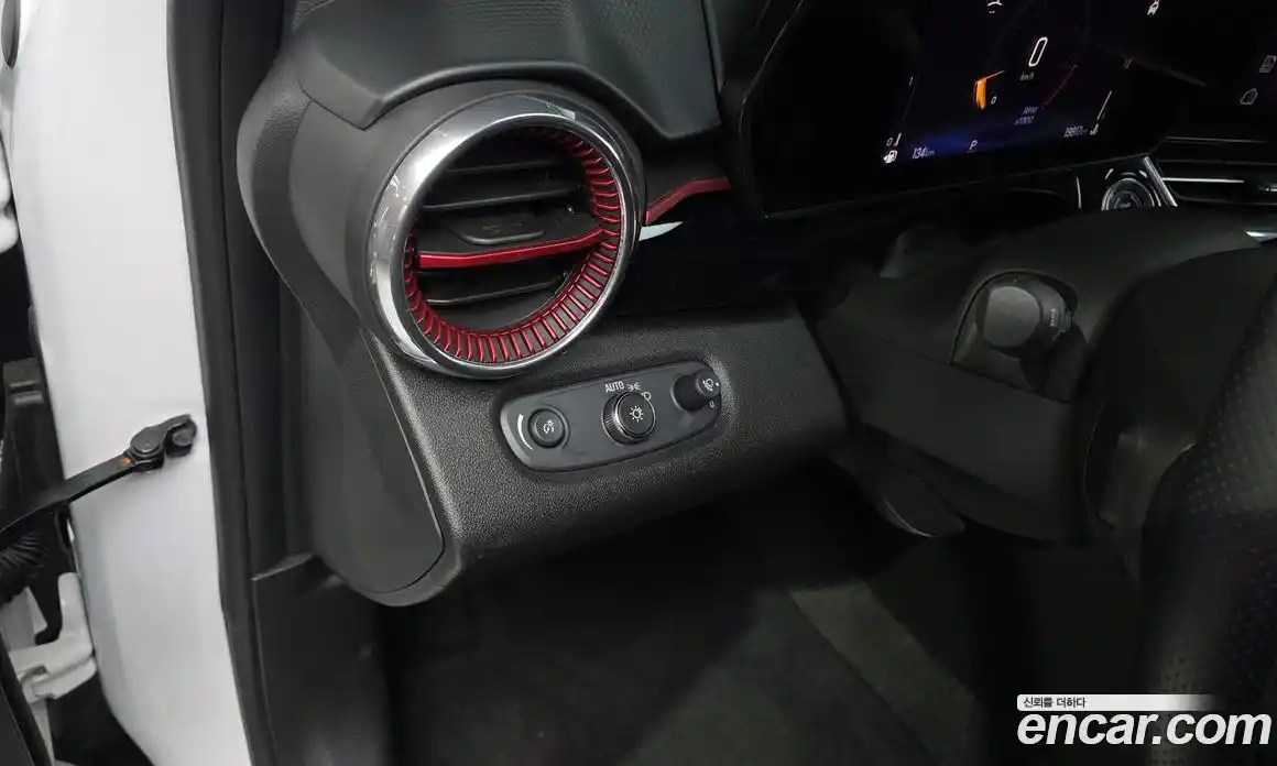 Chevrolet Trax 2023 1.2 гидро, фото 25