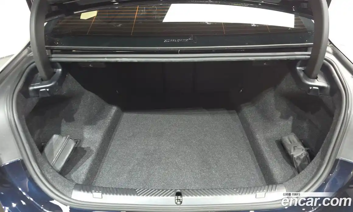 BMW 5-Series 2025 2.0 гидро, фото 27