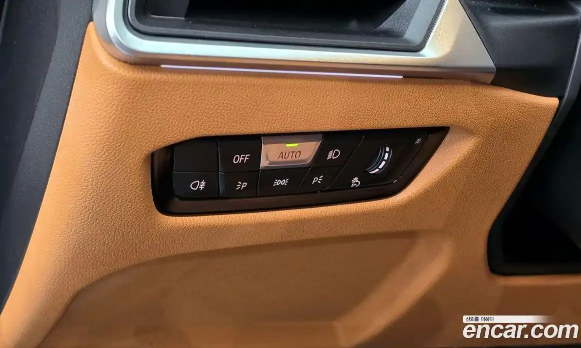 BMW 3-Series 2024 2.0 гидро, фото 19