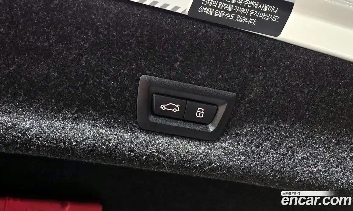 BMW 3-Series 2024 2.0 гидро, фото 31