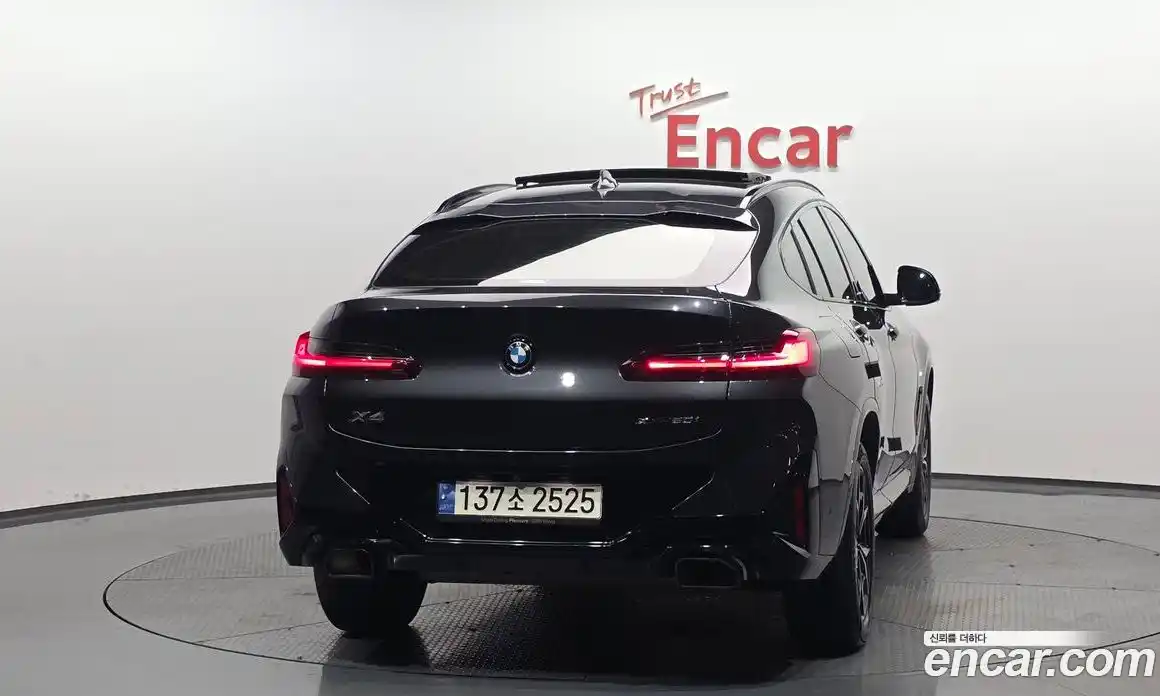 BMW X4 2023 2.0 гидро, фото 3