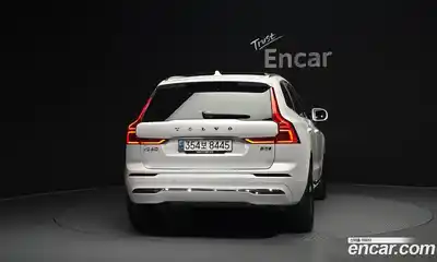 Volvo XC60 2023 2.0 автомат (гидро), миниатюра 4