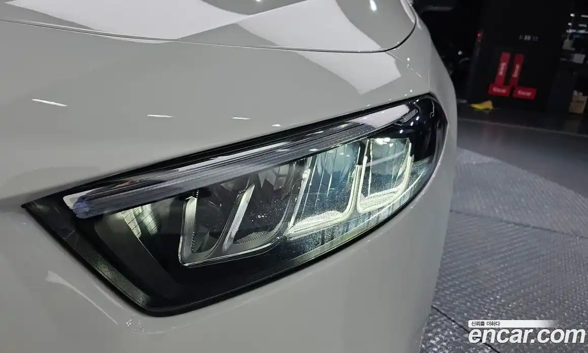Mercedes-Benz A-Class 2024 2.0 гидро, фото 8