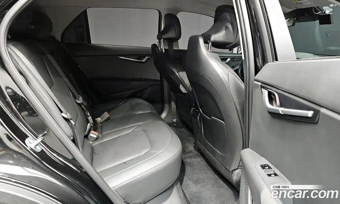 Kia Niro 2023 0.2 автомат (гидро), фото 18