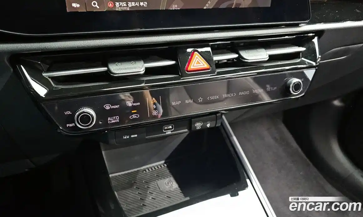 Kia Niro 2023 0.2 автомат (гидро), фото 23