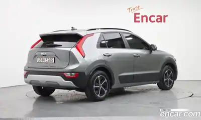 Kia Niro 2024 1.6 автомат (гидро), миниатюра 2