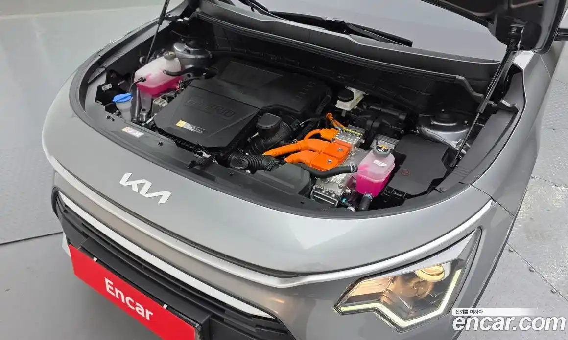 Kia Niro 2024 1.6 автомат (гидро), фото 6