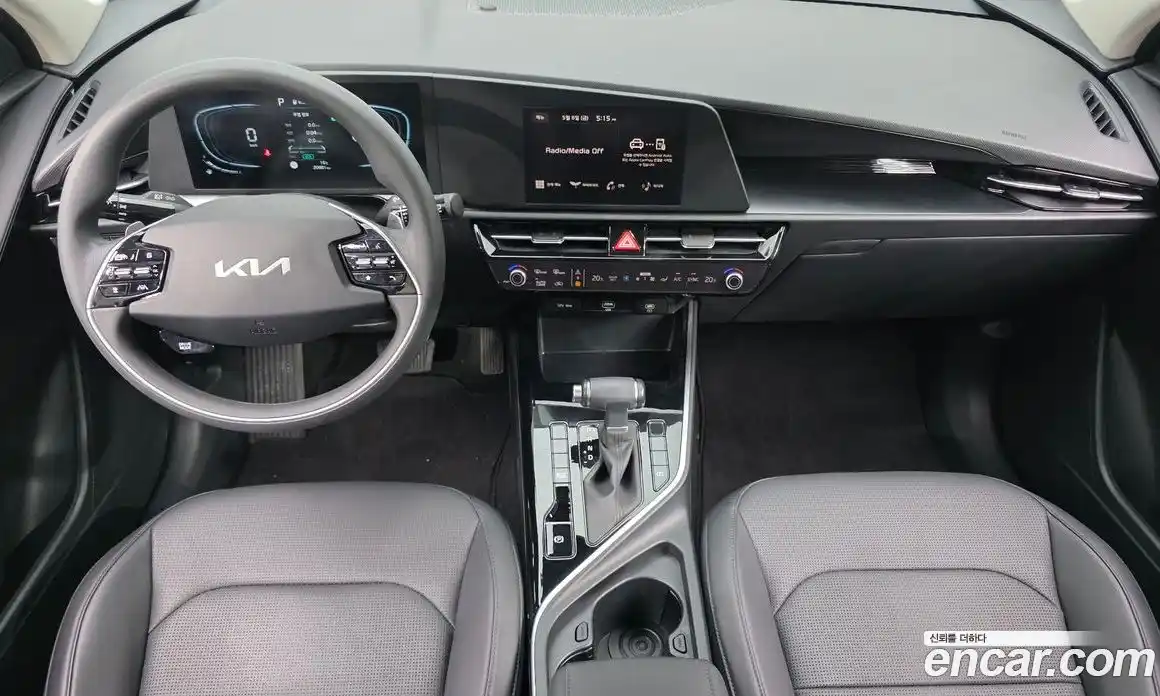 Kia Niro 2024 1.6 автомат (гидро), фото 7