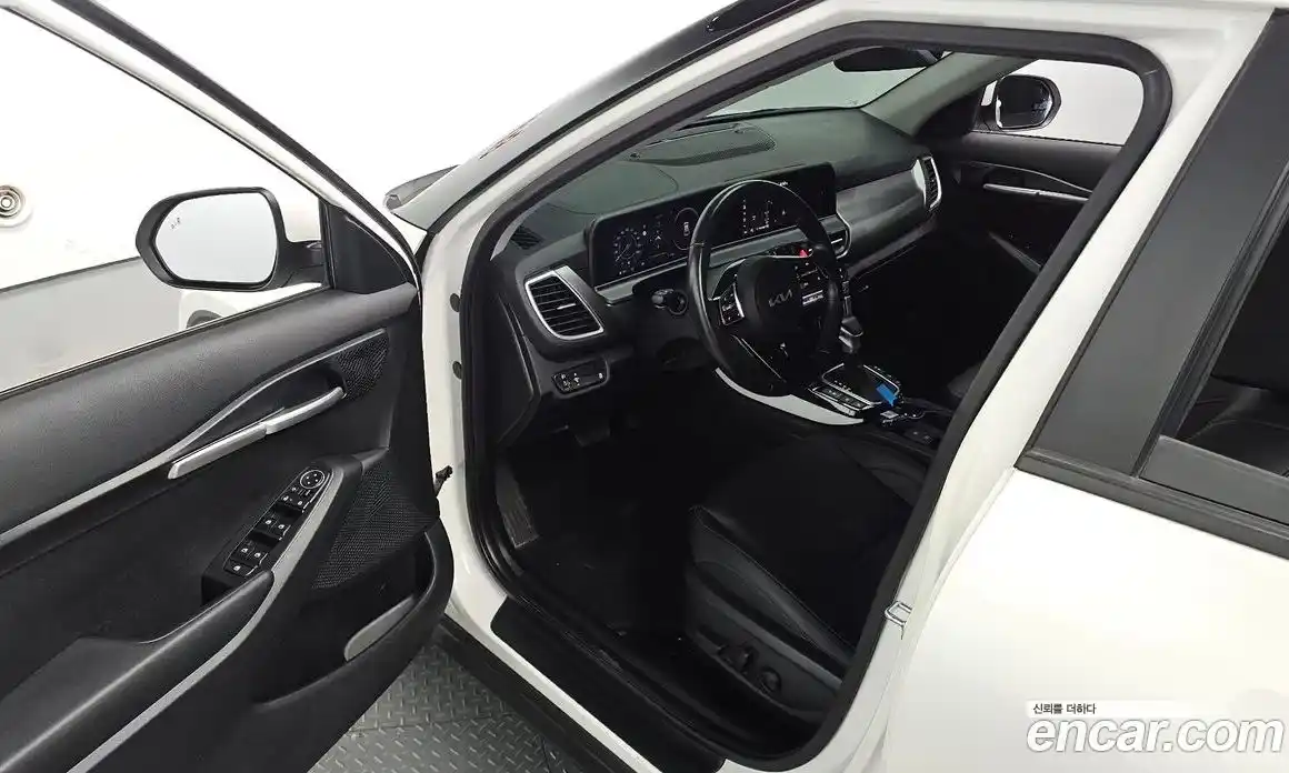 Kia Seltos 2023 2.0 гидро, фото 11