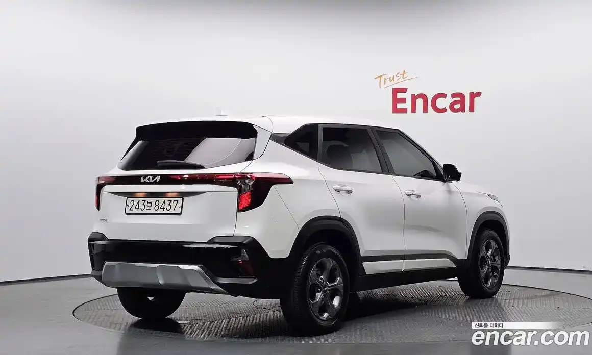 Kia Seltos 2023 2.0 гидро, фото 2