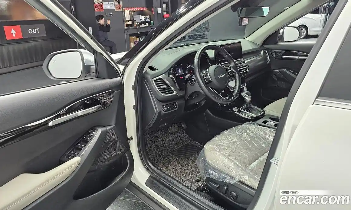 Kia Seltos 2021 1.6 гидро, фото 13