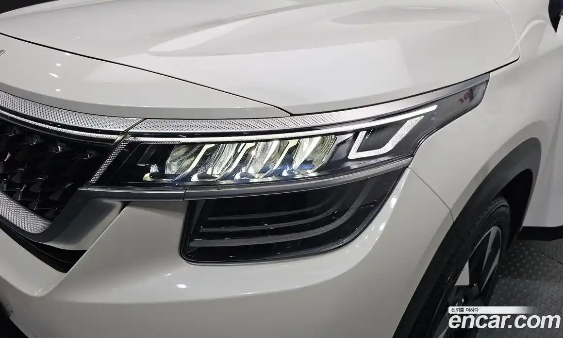 Kia Seltos 2021 1.6 гидро, фото 8