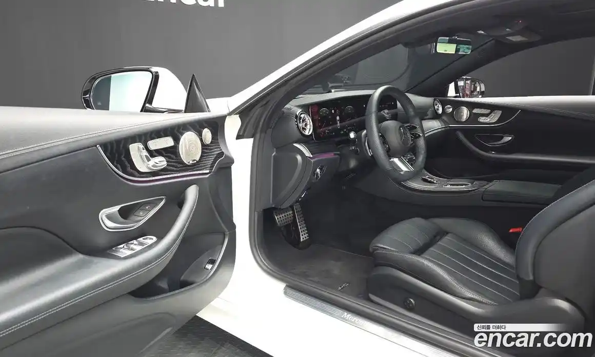 Mercedes-Benz E-Class 2022 2.0 гидро, фото 17