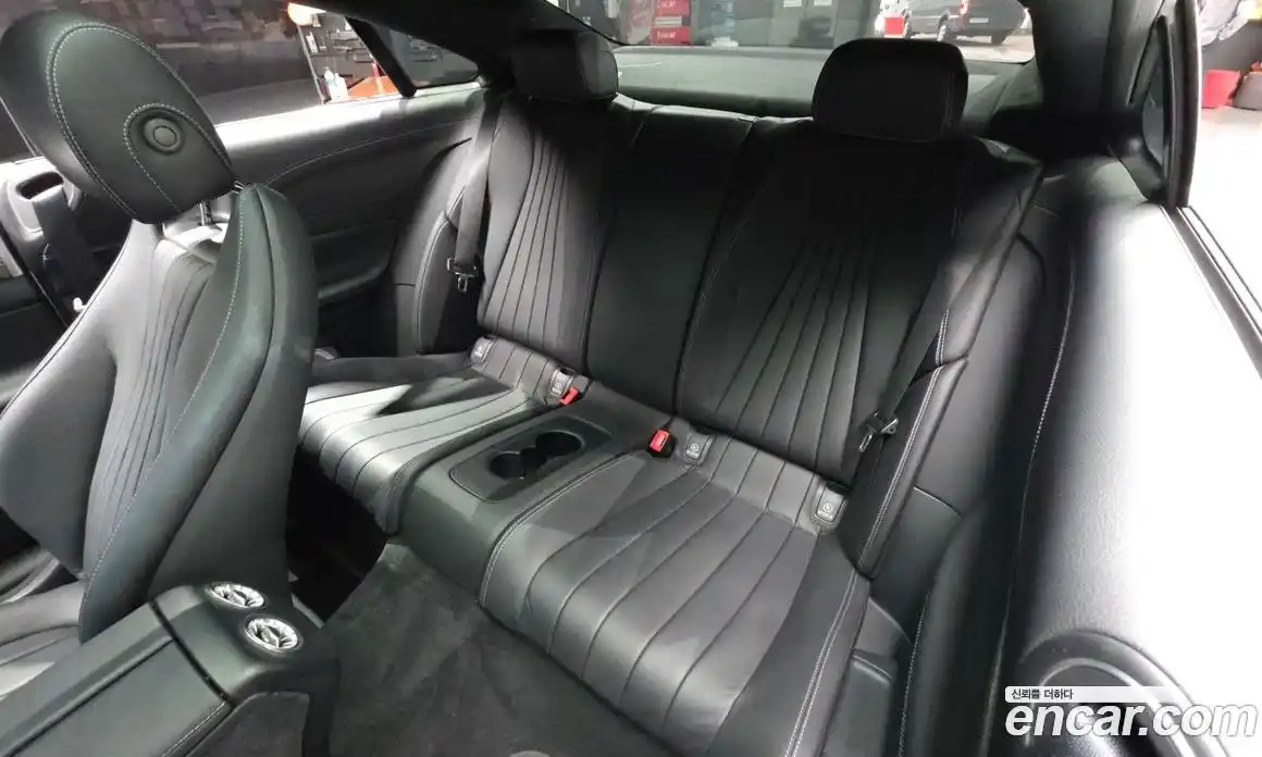 Mercedes-Benz E-Class 2022 2.0 гидро, фото 18