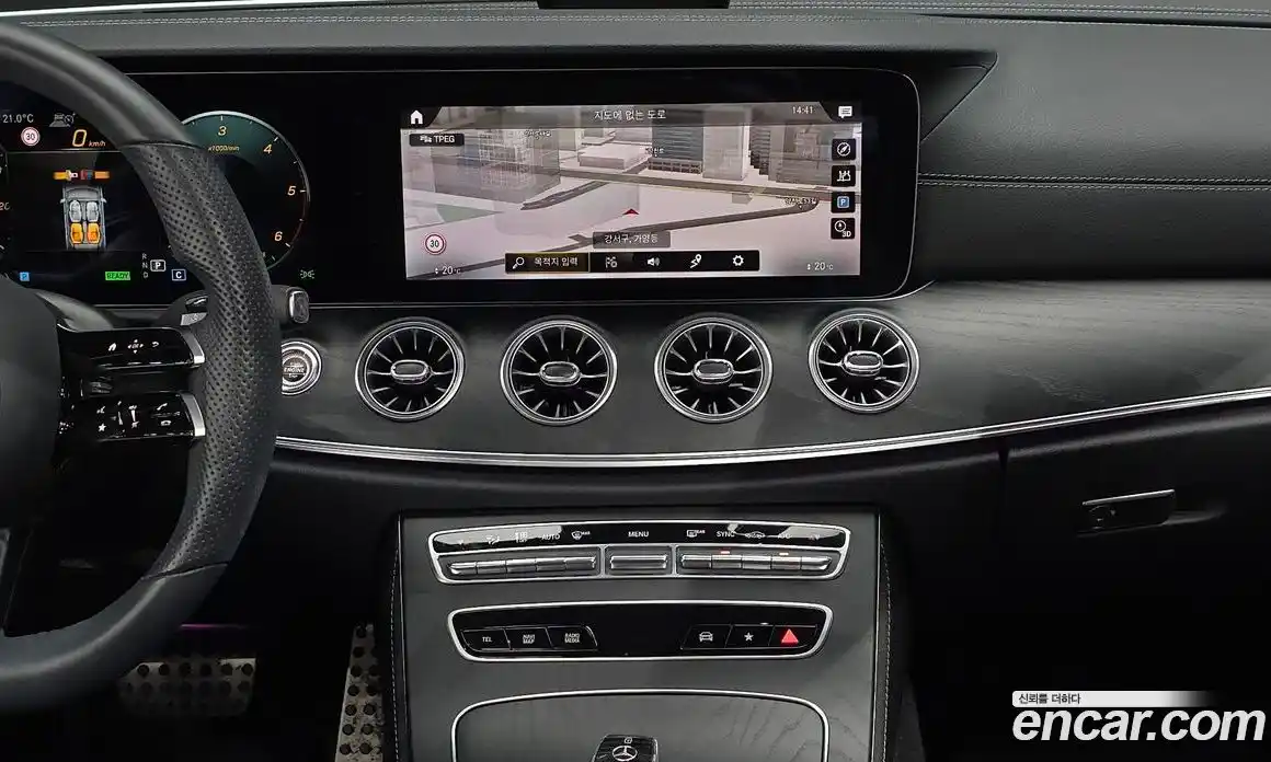 Mercedes-Benz E-Class 2022 2.0 гидро, фото 20