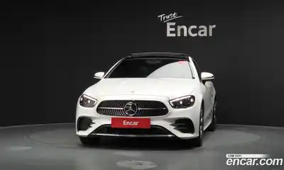 Mercedes-Benz E-Class 2022 2.0 гидро, миниатюра 3