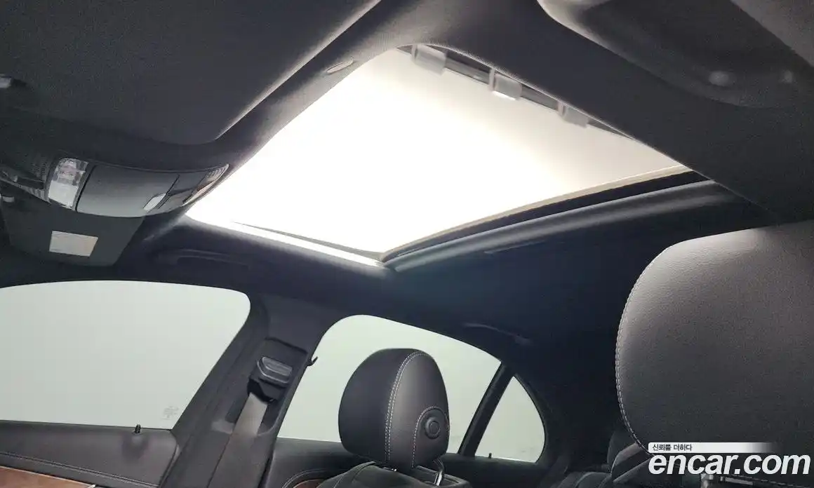 Mercedes-Benz E-Class 2023 2.0 гидро, фото 22