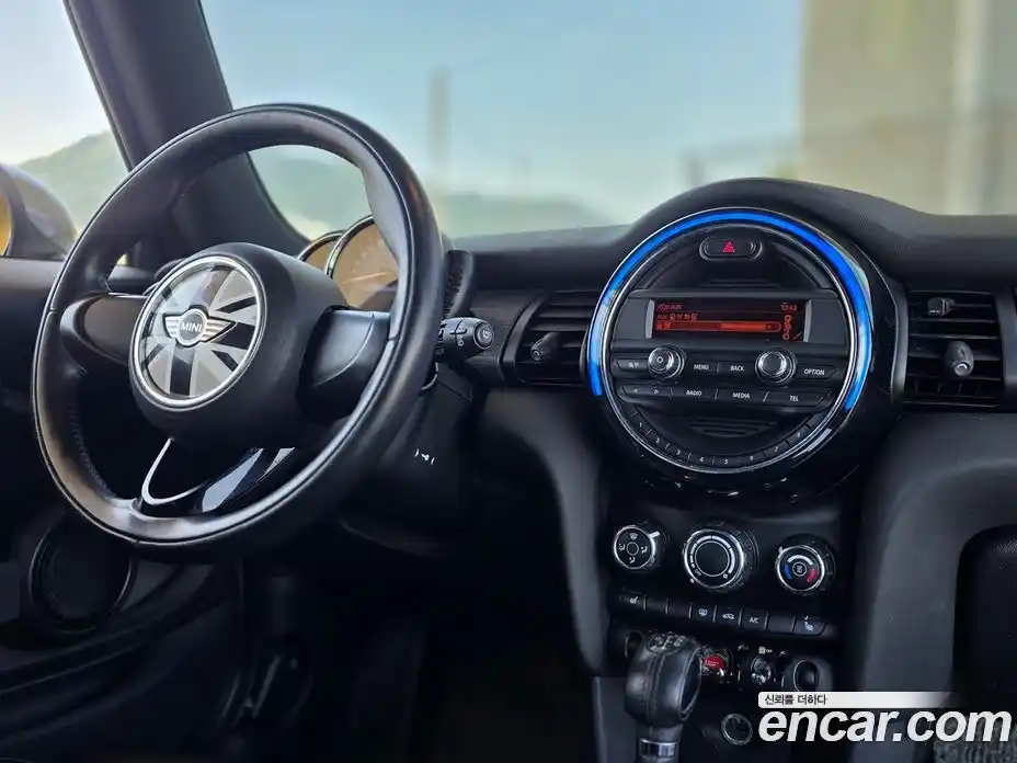 Mini Cooper 2014 1.5 автомат (гидро), фото 6