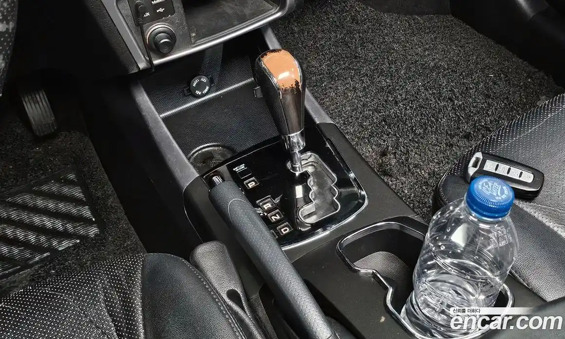 SsangYong Korando 2015 2.0 автомат (гидро), фото 12