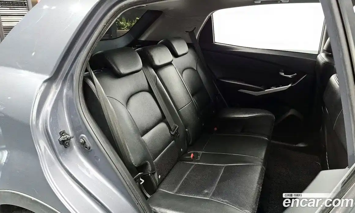 SsangYong Korando 2015 2.0 автомат (гидро), фото 16