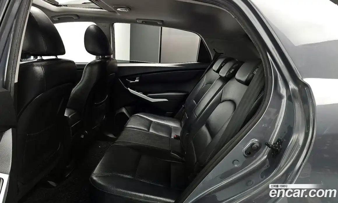 SsangYong Korando 2015 2.0 автомат (гидро), фото 18