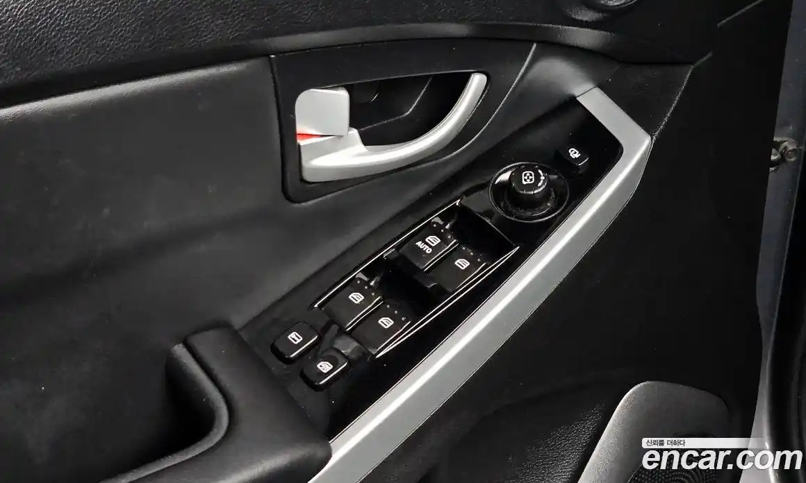 SsangYong Korando 2015 2.0 автомат (гидро), фото 26