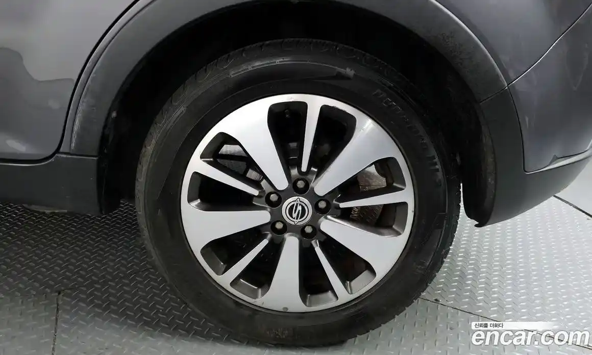 SsangYong Korando 2015 2.0 автомат (гидро), фото 7