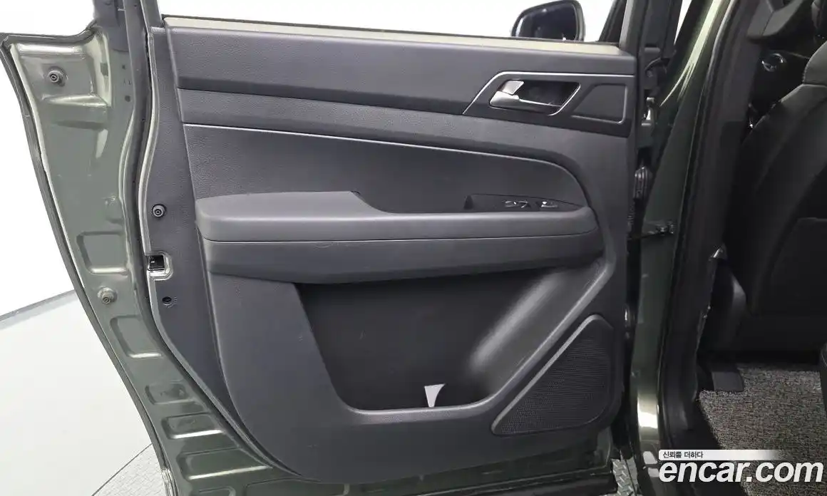 SsangYong Rexton 2025 2.2 автомат (гидро), фото 15