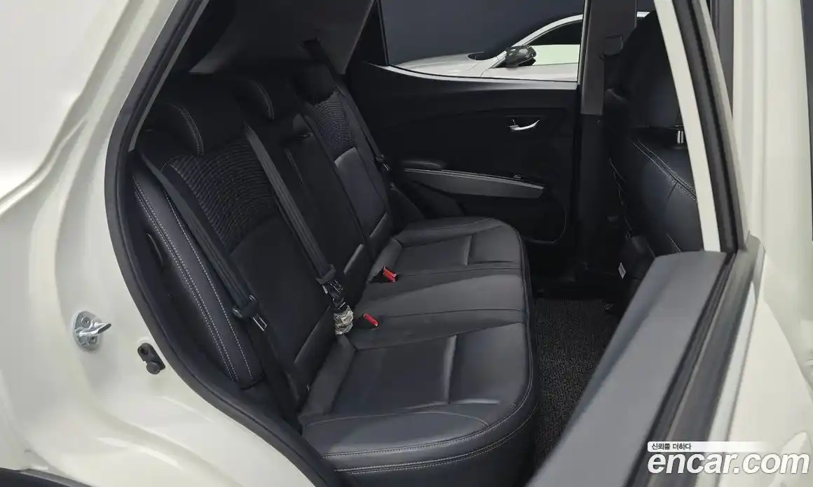 SsangYong TIBOLI 2018 1.6 автомат (гидро), фото 16