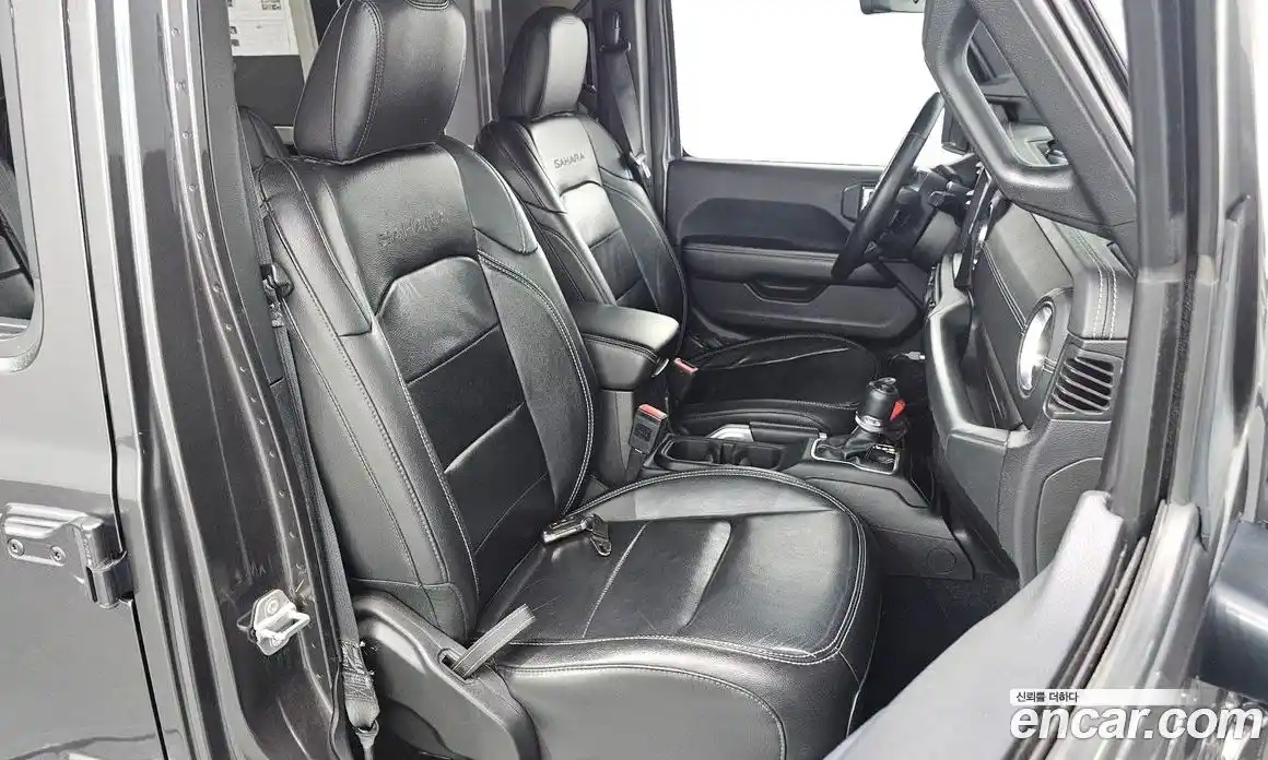 Jeep Wrangler 2018 2.0 автомат (гидро), фото 12