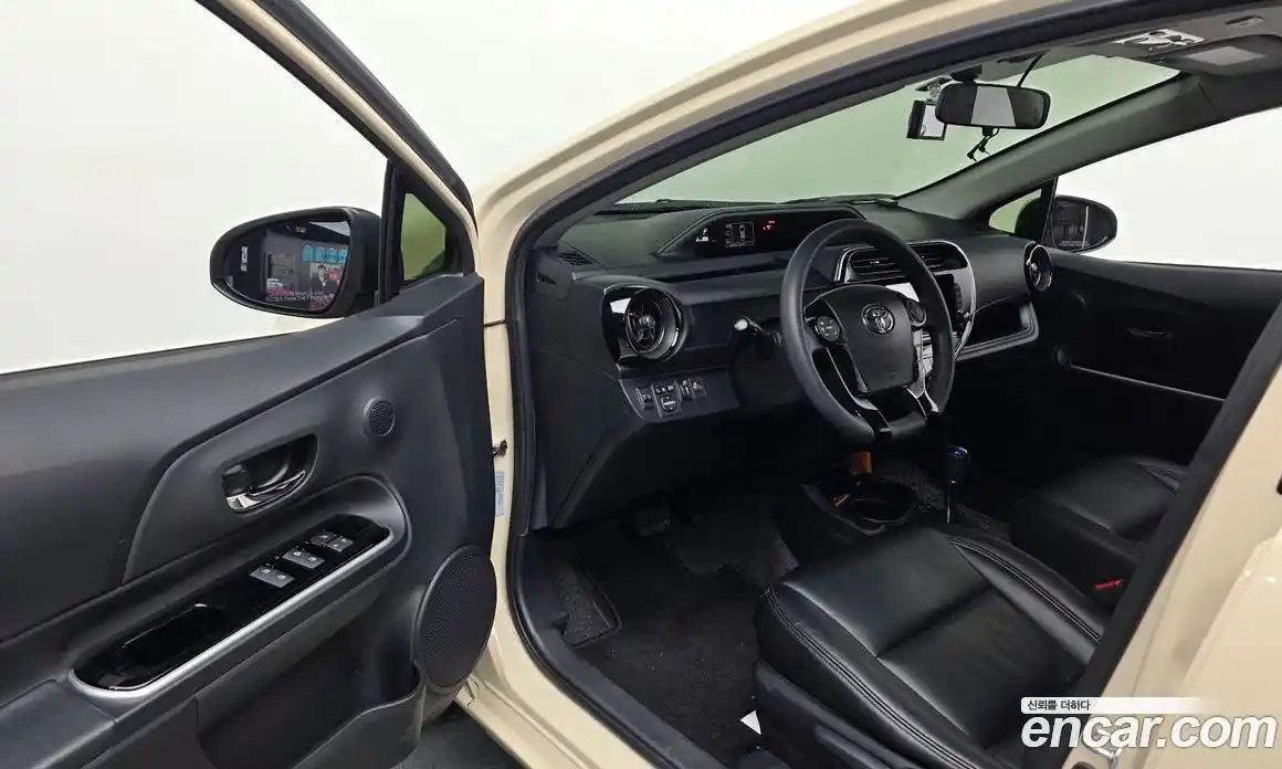 Toyota Prius 2018 1.5 гидро, фото 13