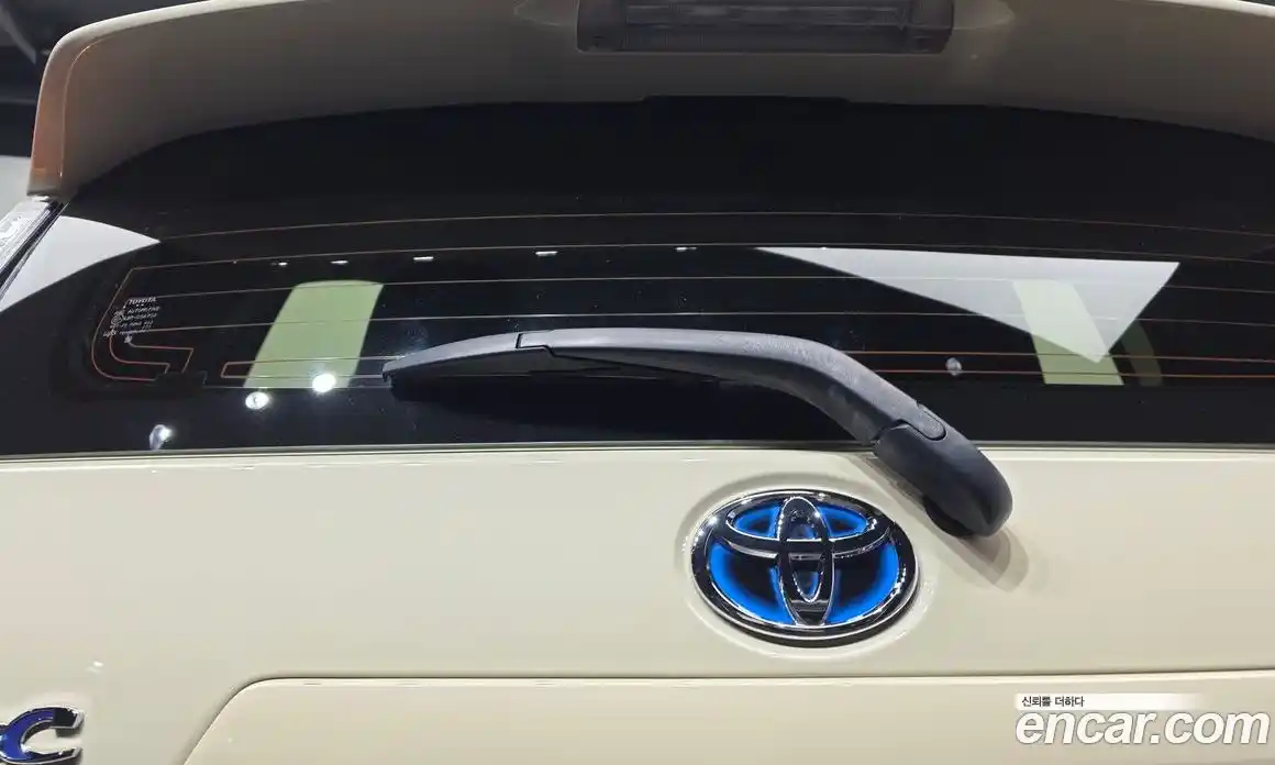 Toyota Prius 2018 1.5 гидро, фото 16