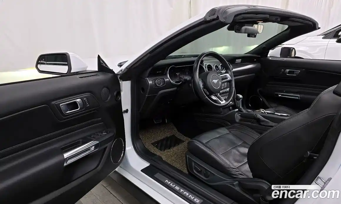 Ford Mustang 2022 5.0 автомат (гидро), фото 13