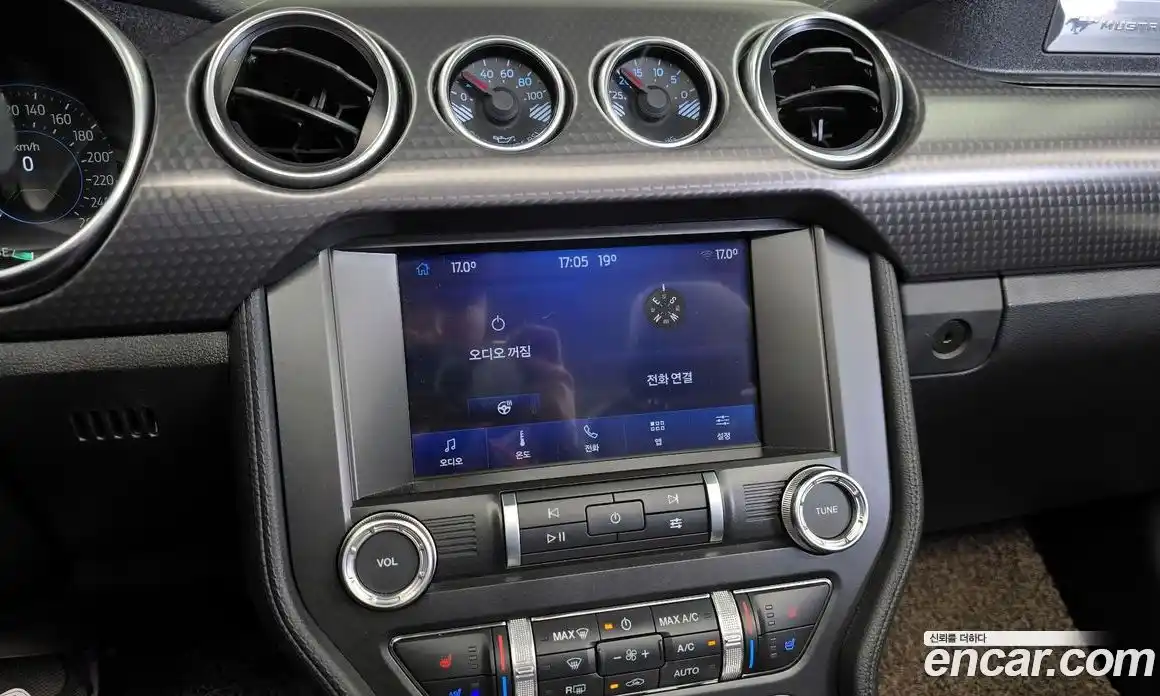 Ford Mustang 2022 5.0 автомат (гидро), фото 19