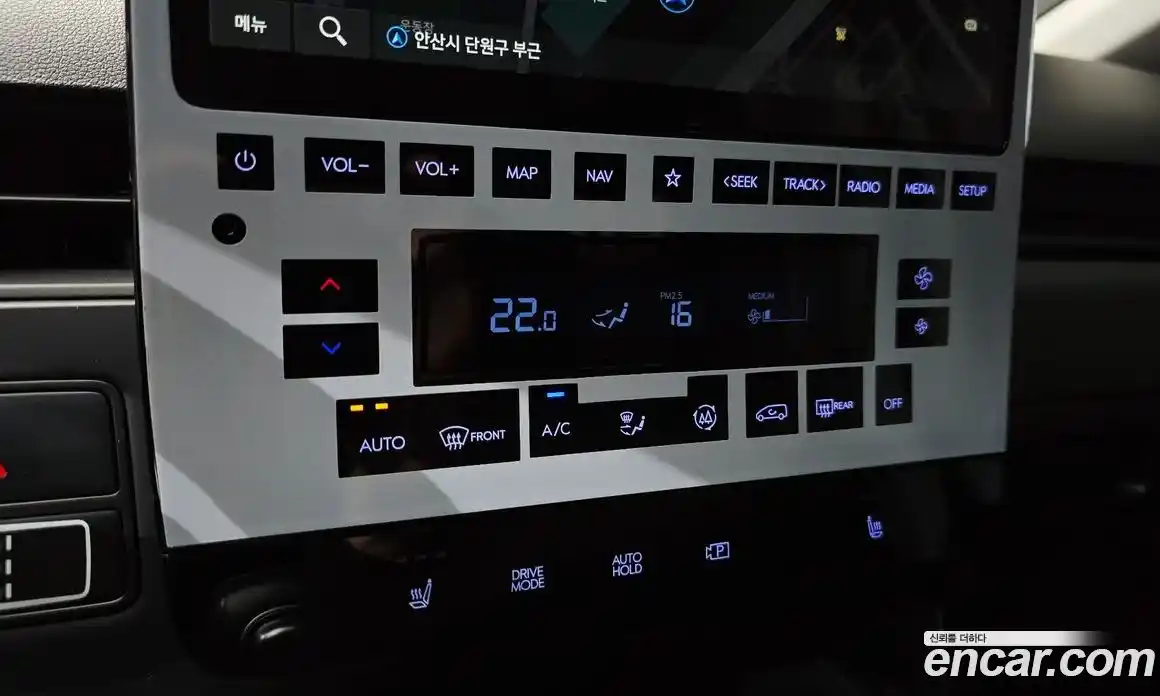 Hyundai Staria 2022 3.5 гидро, фото 24