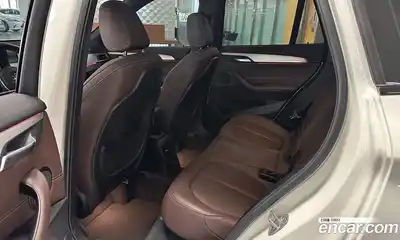 BMW X1 2021 2.0 автомат (гидро), миниатюра 11