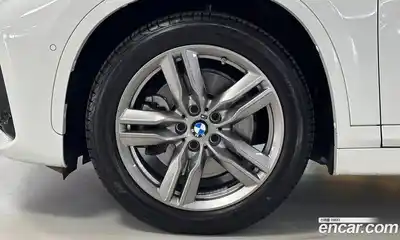 BMW X1 2021 2.0 автомат (гидро), миниатюра 5