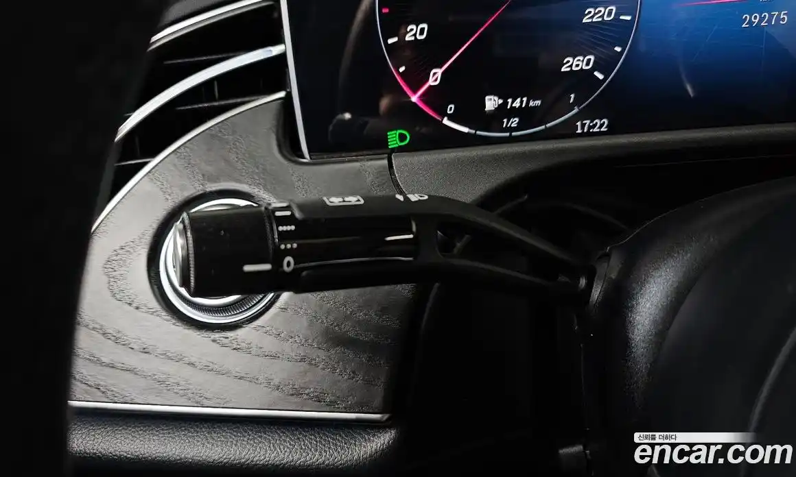 Mercedes-Benz E-Class 2024 2.0 гидро, фото 15