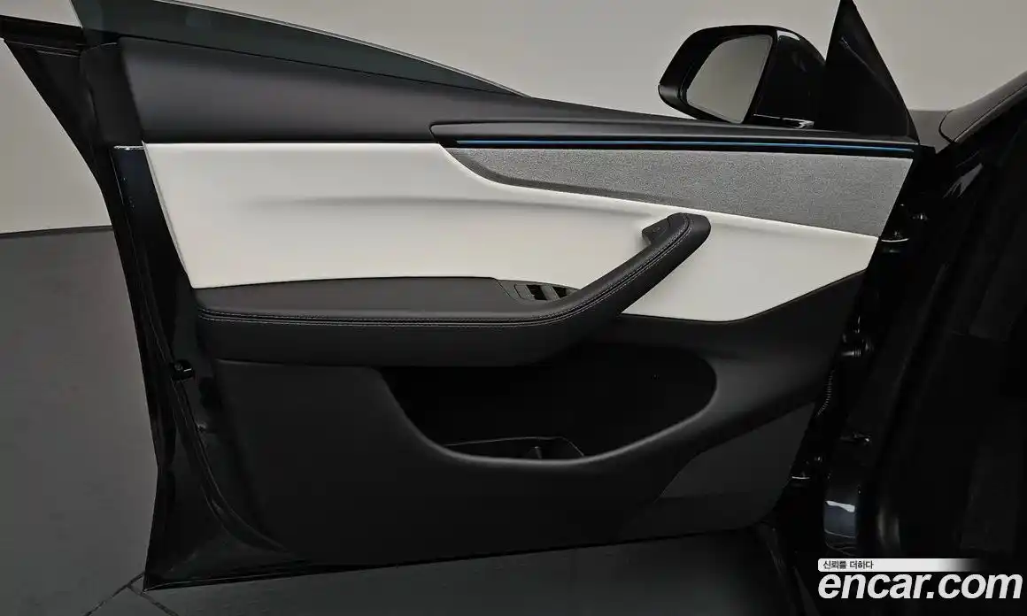 Tesla Model Y 2025 0.2 гидро, фото 13