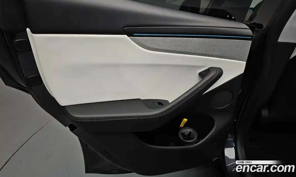 Tesla Model Y 2025 0.2 гидро, фото 14