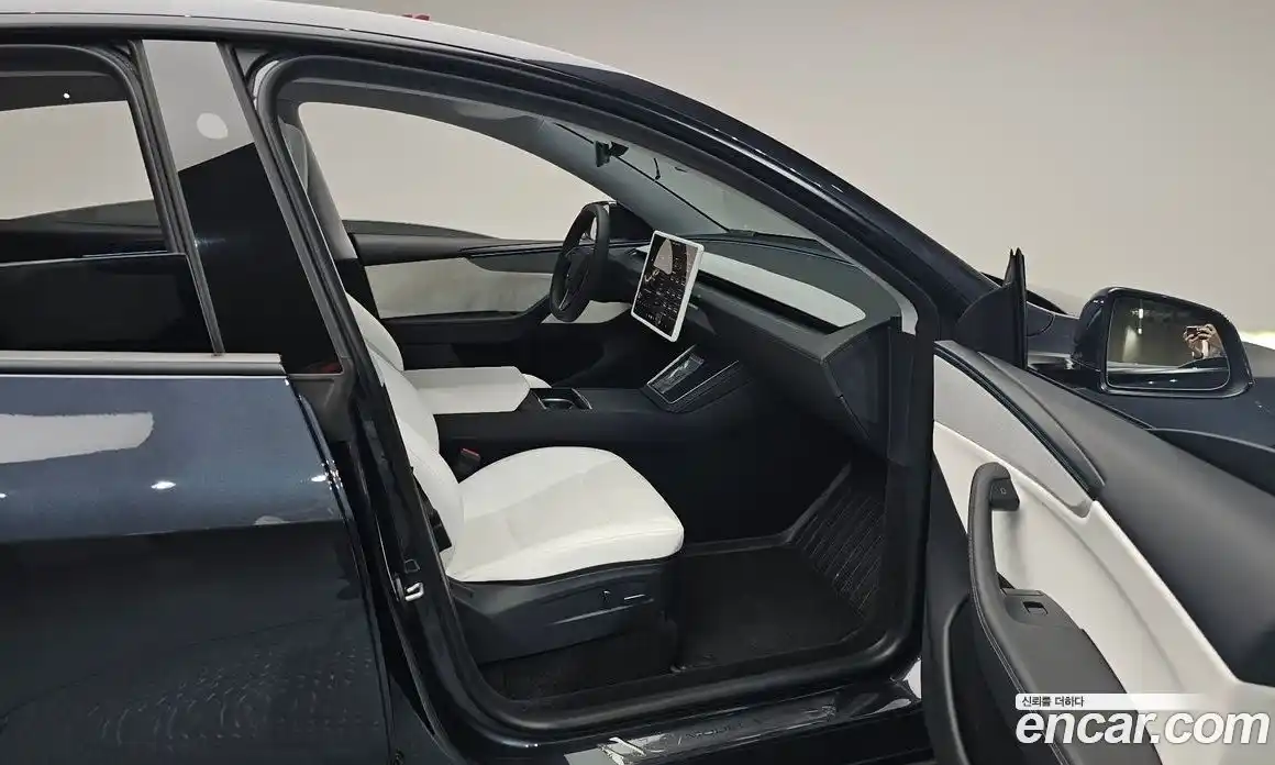 Tesla Model Y 2025 0.2 гидро, фото 15