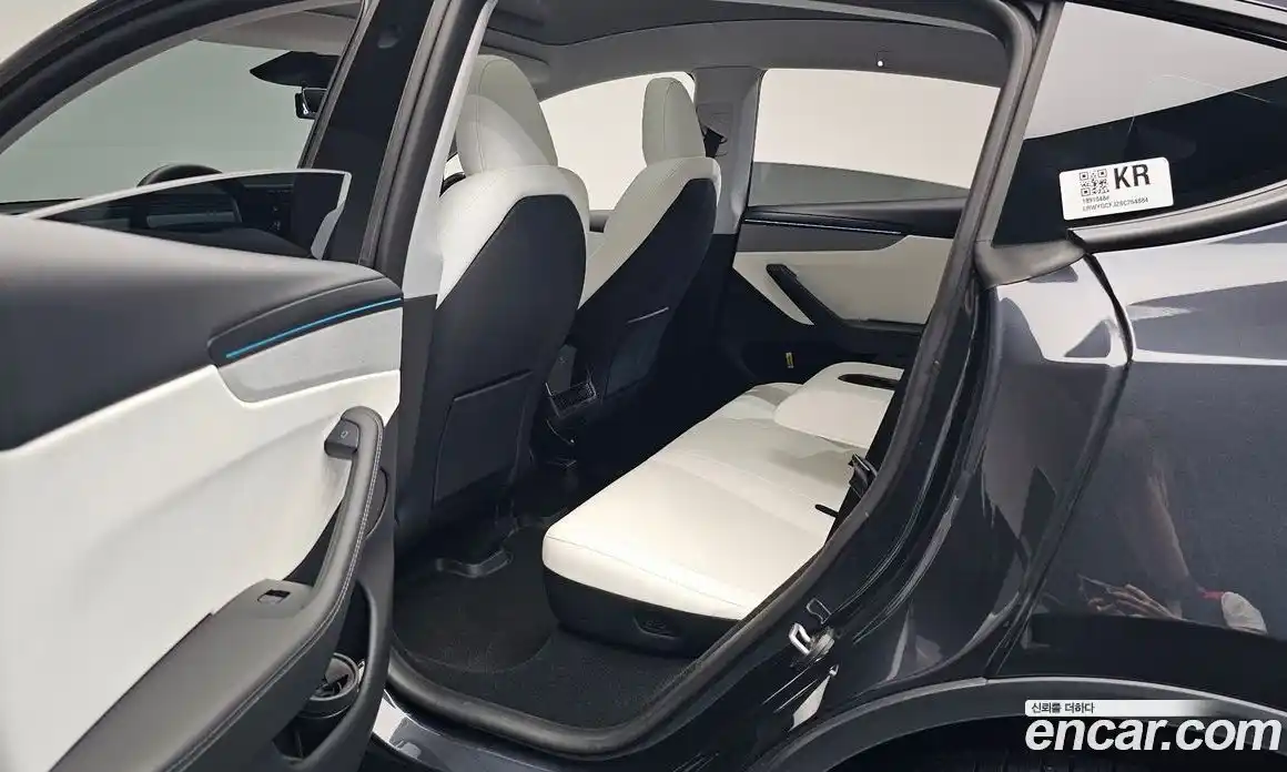 Tesla Model Y 2025 0.2 гидро, фото 16