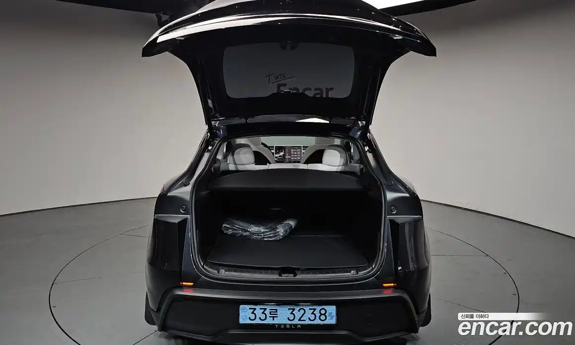 Tesla Model Y 2025 0.2 гидро, фото 25